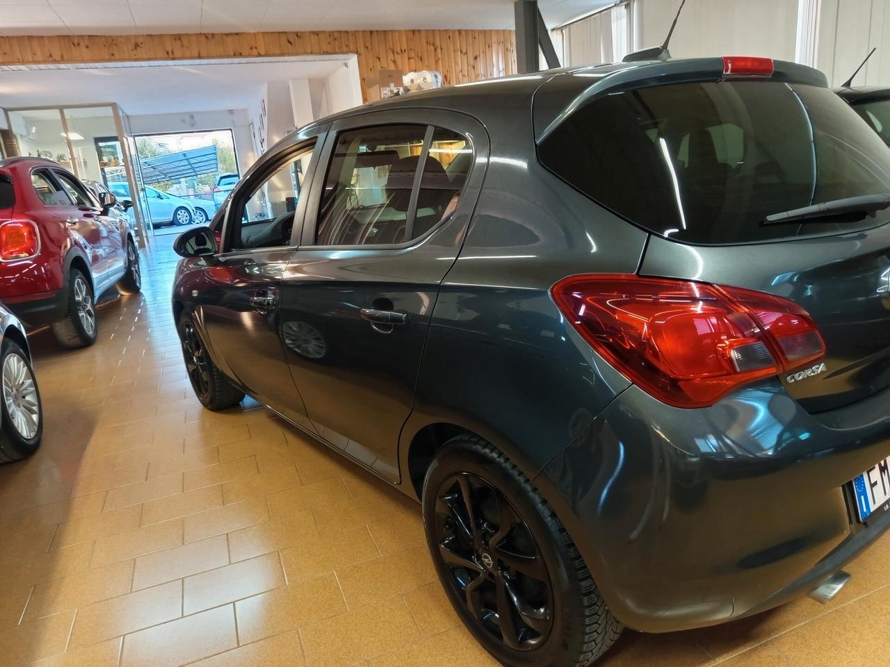 Opel Corsa 1.4 90CV GPL Tech 5 porte Innovation