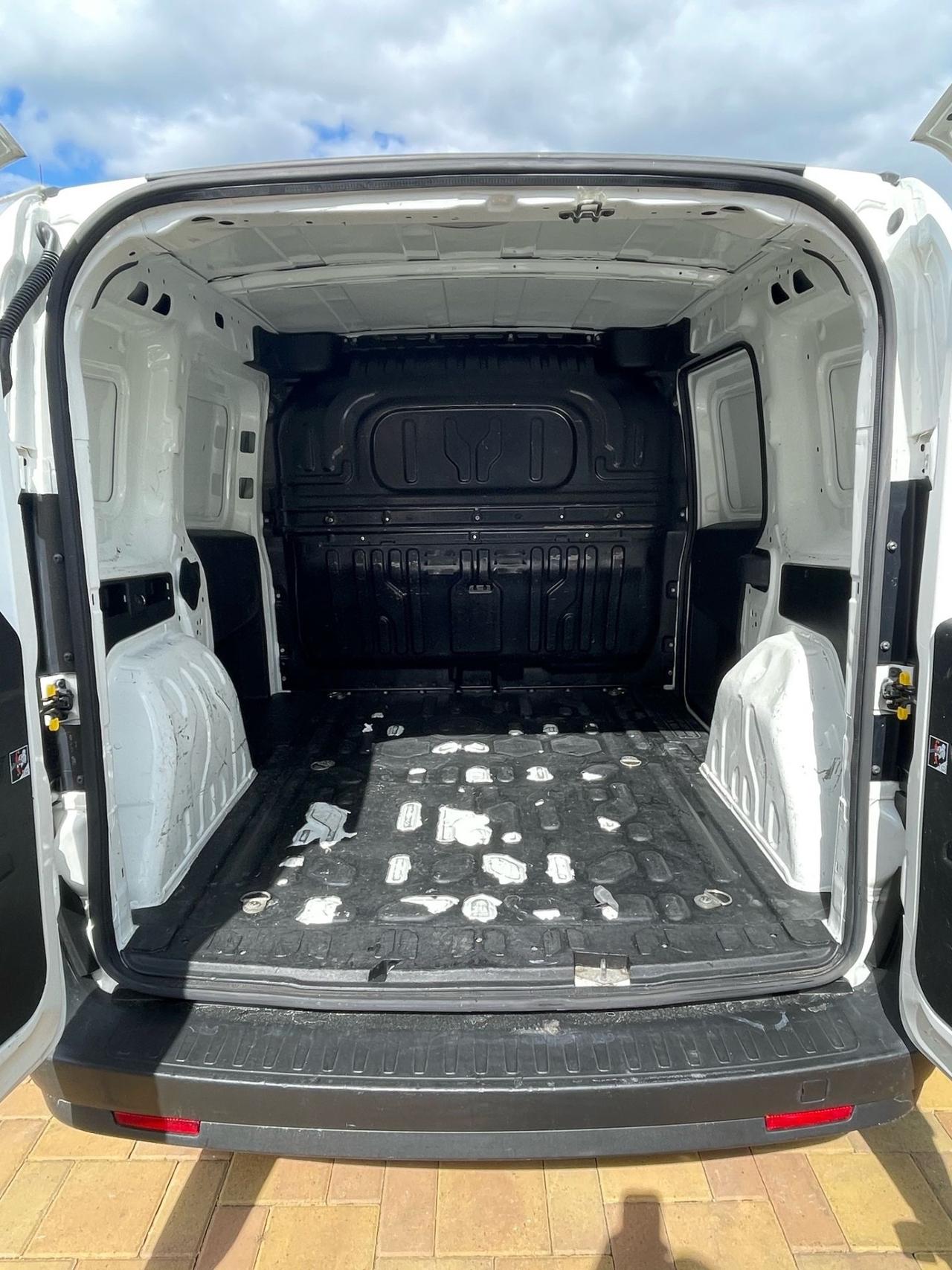 Fiat Doblo Doblò 1.3 MJT PC-TN Cargo Lamierato SX 3 Posti