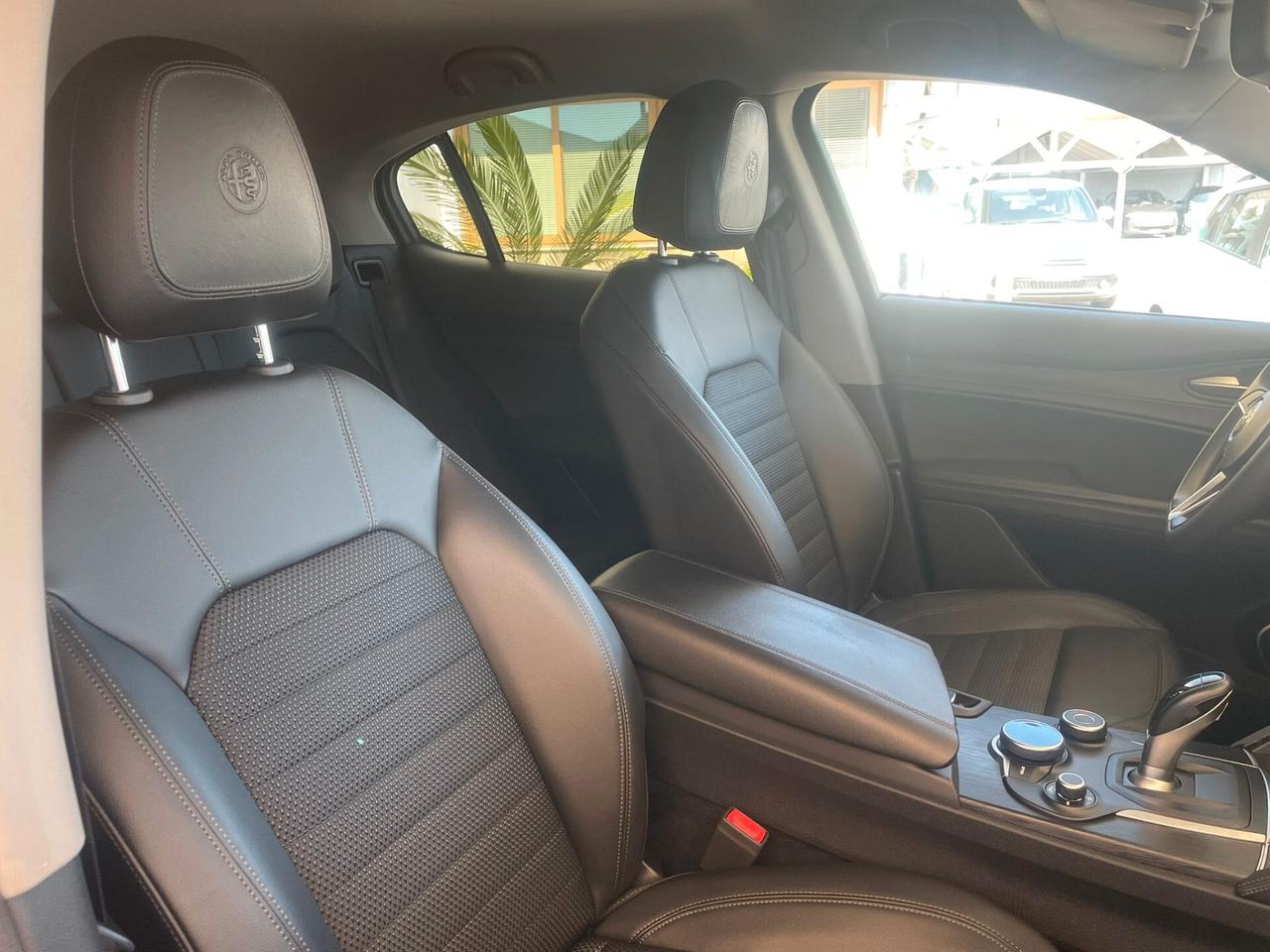 Alfa Romeo Stelvio 2.2 Turbodiesel 190 CV AT8 Q4 Executive