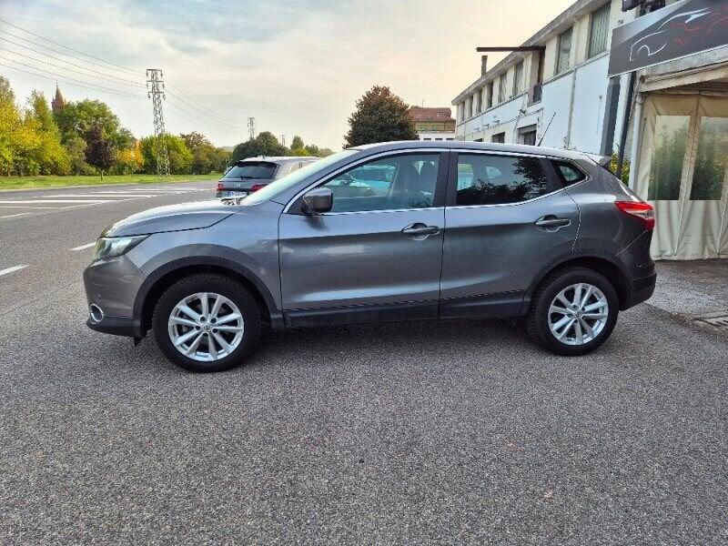 Nissan Qashqai Qashqai 1.2 DIG-T Acenta