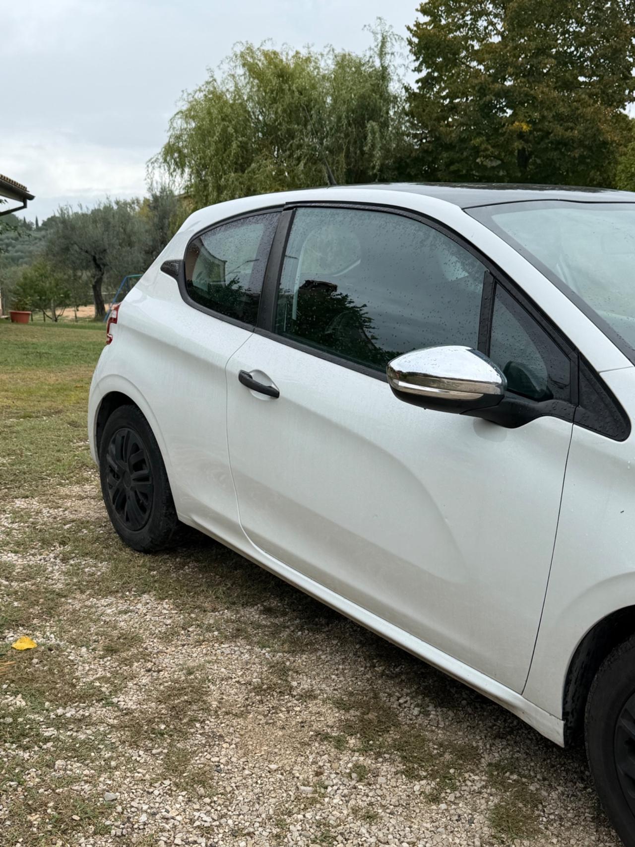 Peugeot 208 PureTech 82 3 porte Active