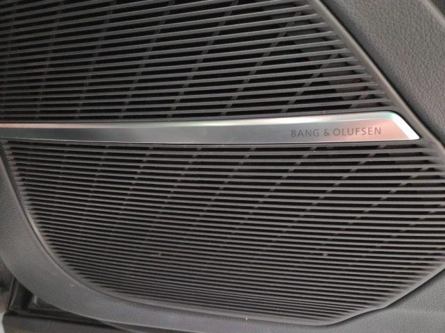 AUDI Q8 55 TFSI quattro Sline IVA ESPOSTA