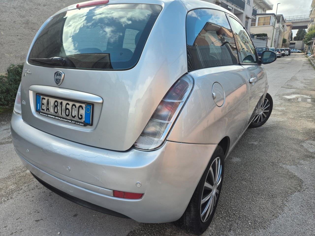 Lancia Ypsilon RESTAILING 1.4 GPL SUPER FULL 2010