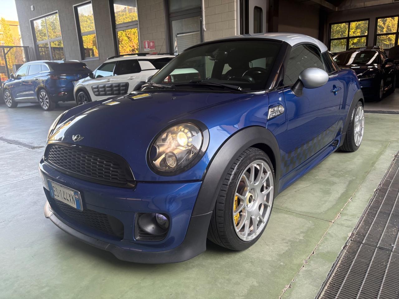 Mini Cooper Coupe 1.6 Coupé Allestimento John Works.