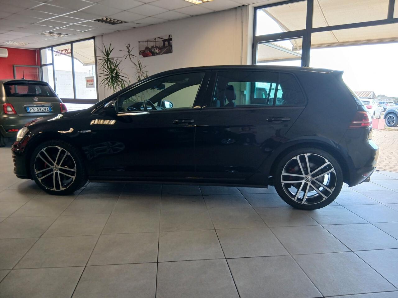 Volkswagen Golf 7 GTD 2.0 TDI DSG 184CV GARANTITA