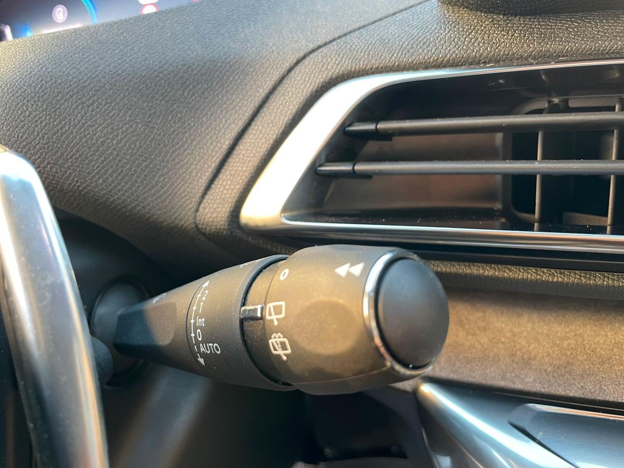 Peugeot 5008 BlueHDi 130 S&S EAT8 Allure Pack