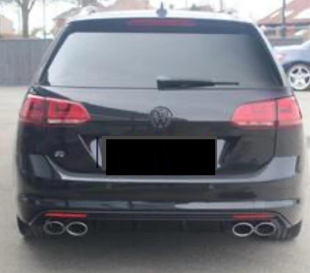 Volkswagen Golf Variant R 2.0 DSG - 300 CV