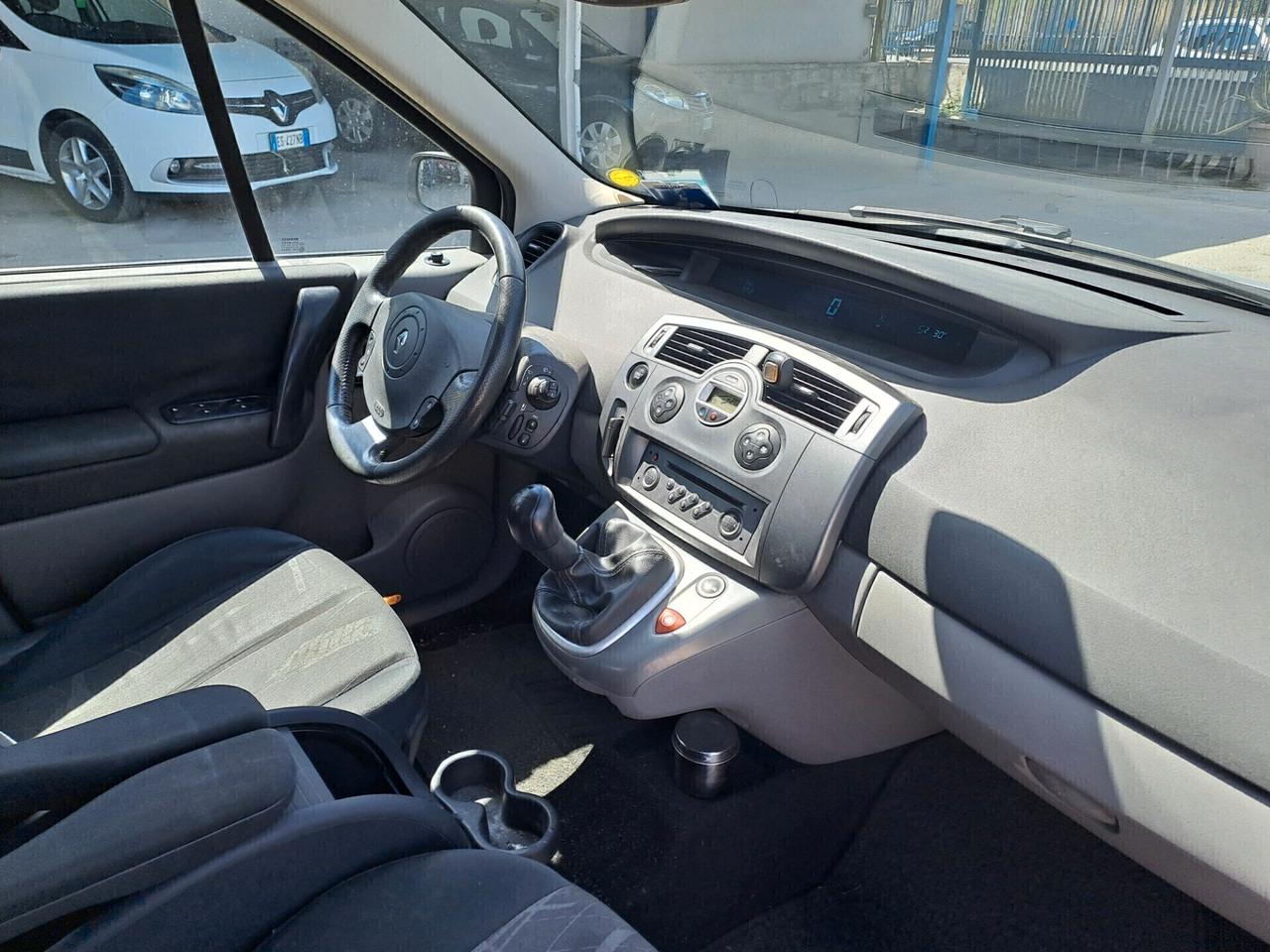 Renault Scenic Scénic 1.6 16V GPL Pack