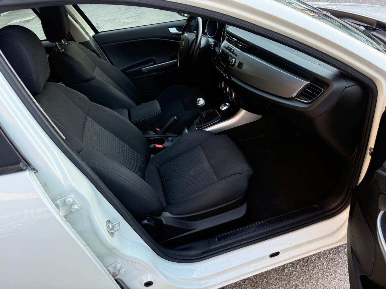 Alfa Romeo Giulietta 1.4 Turbo 120 CV GPL Distinctive