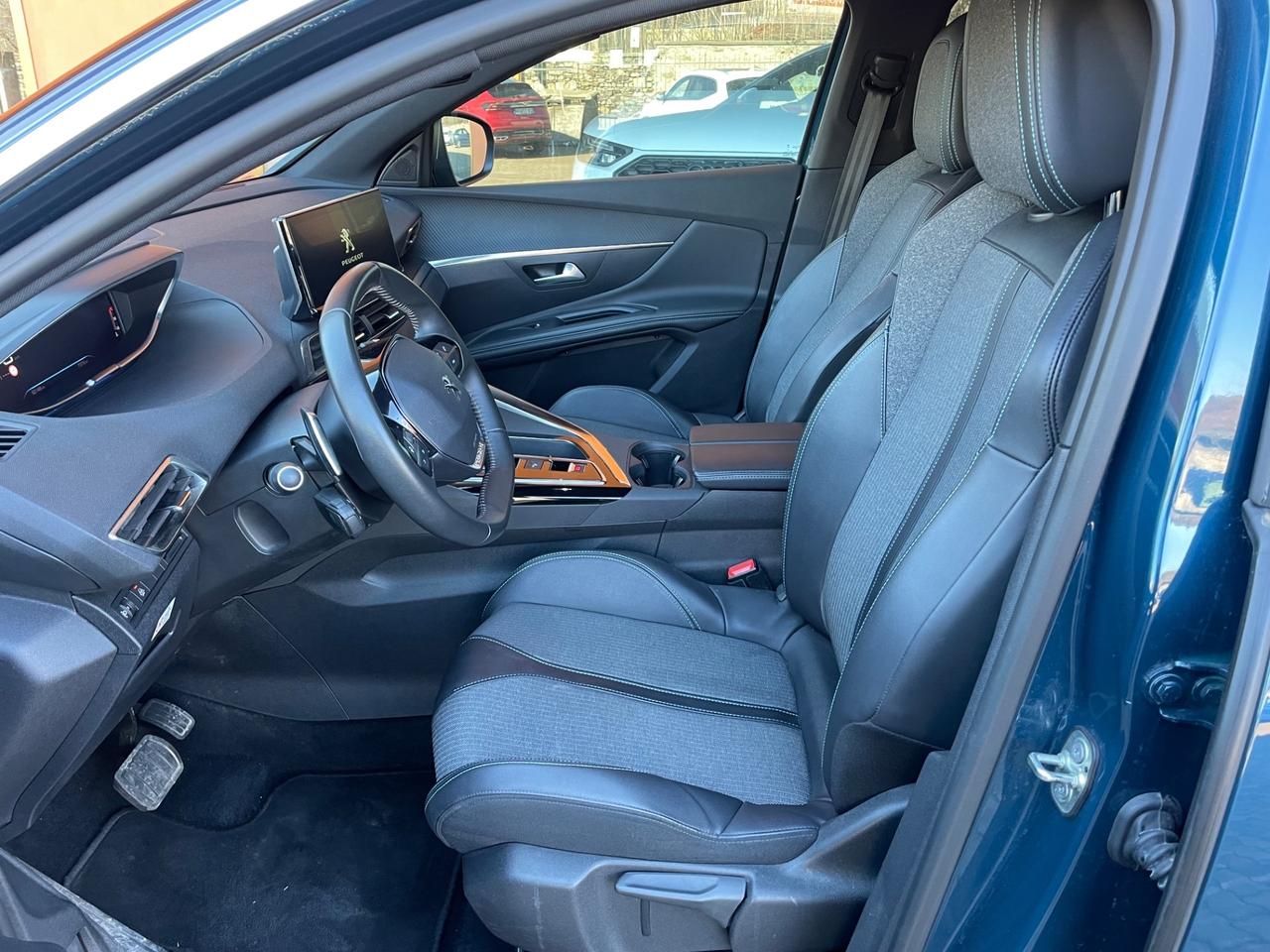 Peugeot 3008 BlueHDi 130 S&S EAT8 Allure Pack