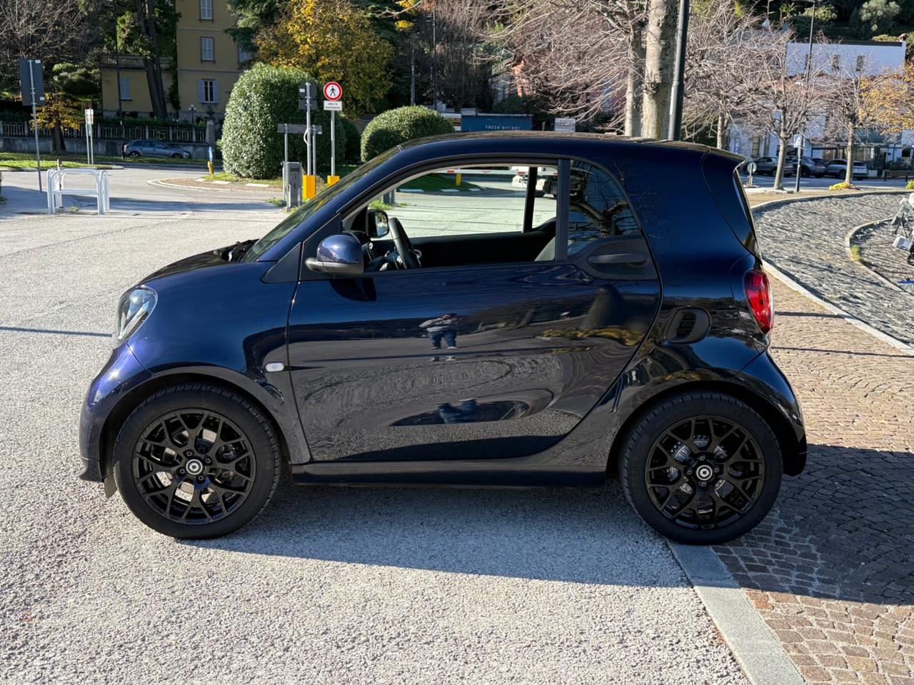 Smart Fortwo 90CV Parisblue Superpassion NAVI LED
