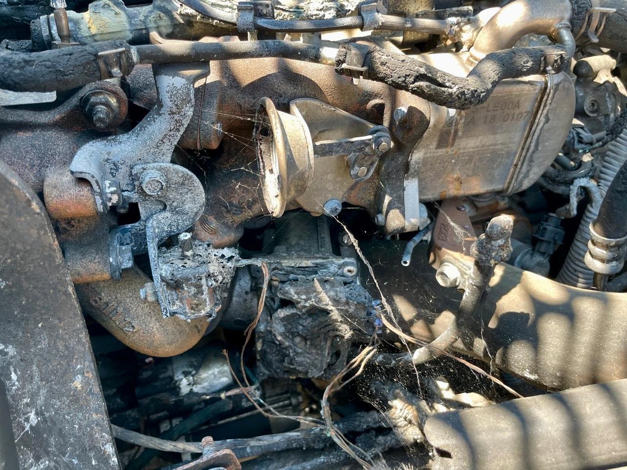 NISSAN NT400 TRILATERALE ***PARTE IMPIANTO ELETTRICO MOTORE BRUCIATA ***