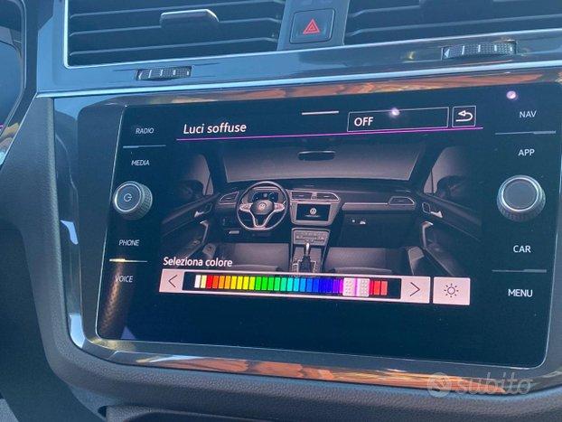 VOLKSWAGEN Tiguan 2.0 TDI 150 CV DSG R-Line + MA