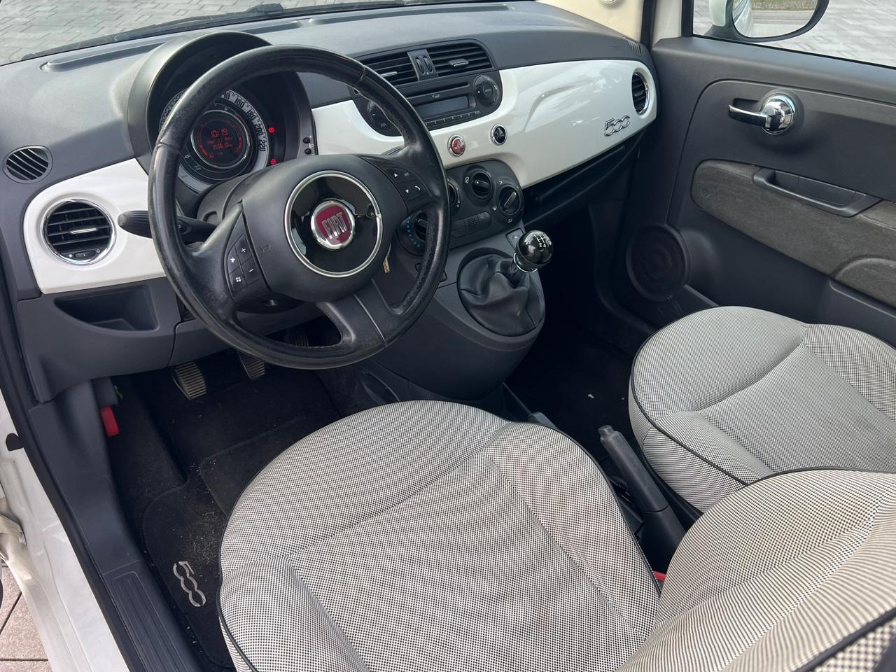 Fiat 500 1.3 Multijet 16V 75 CV Lounge LEGGI TUTTO