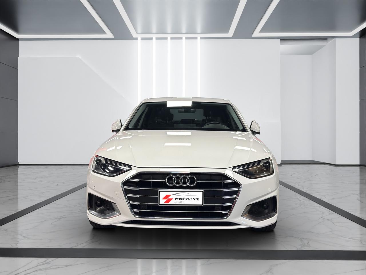 Audi A4 Berlina A4 30 2.0 tdi mhev Business Advanced 136cv s-tronic