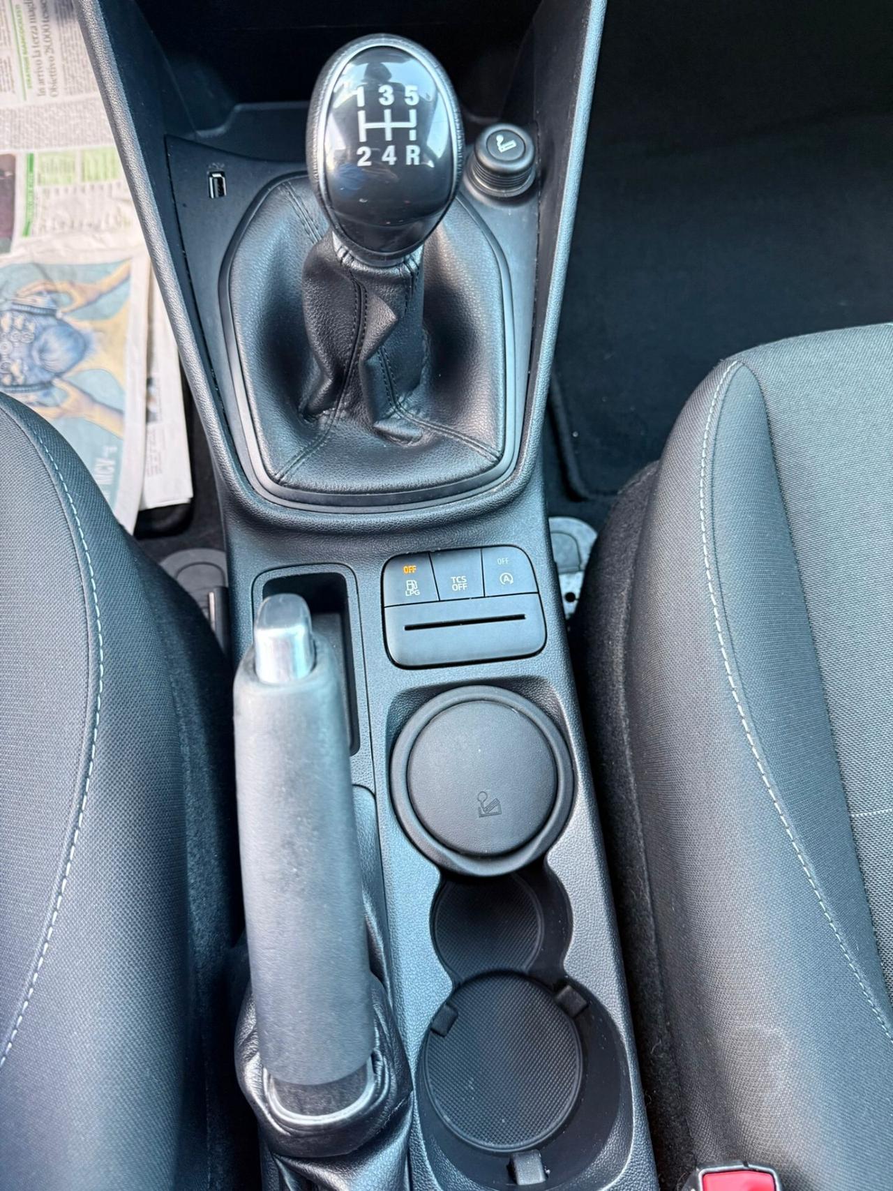 Ford Fiesta 1.1 75 CV GPL 5 porte Business