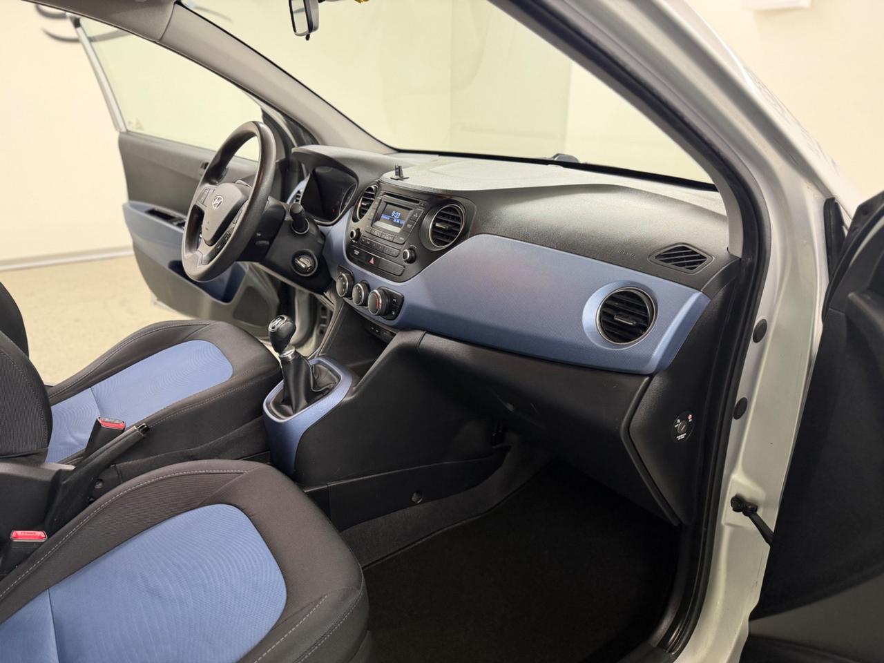 HYUNDAI i10 (anno 2016)