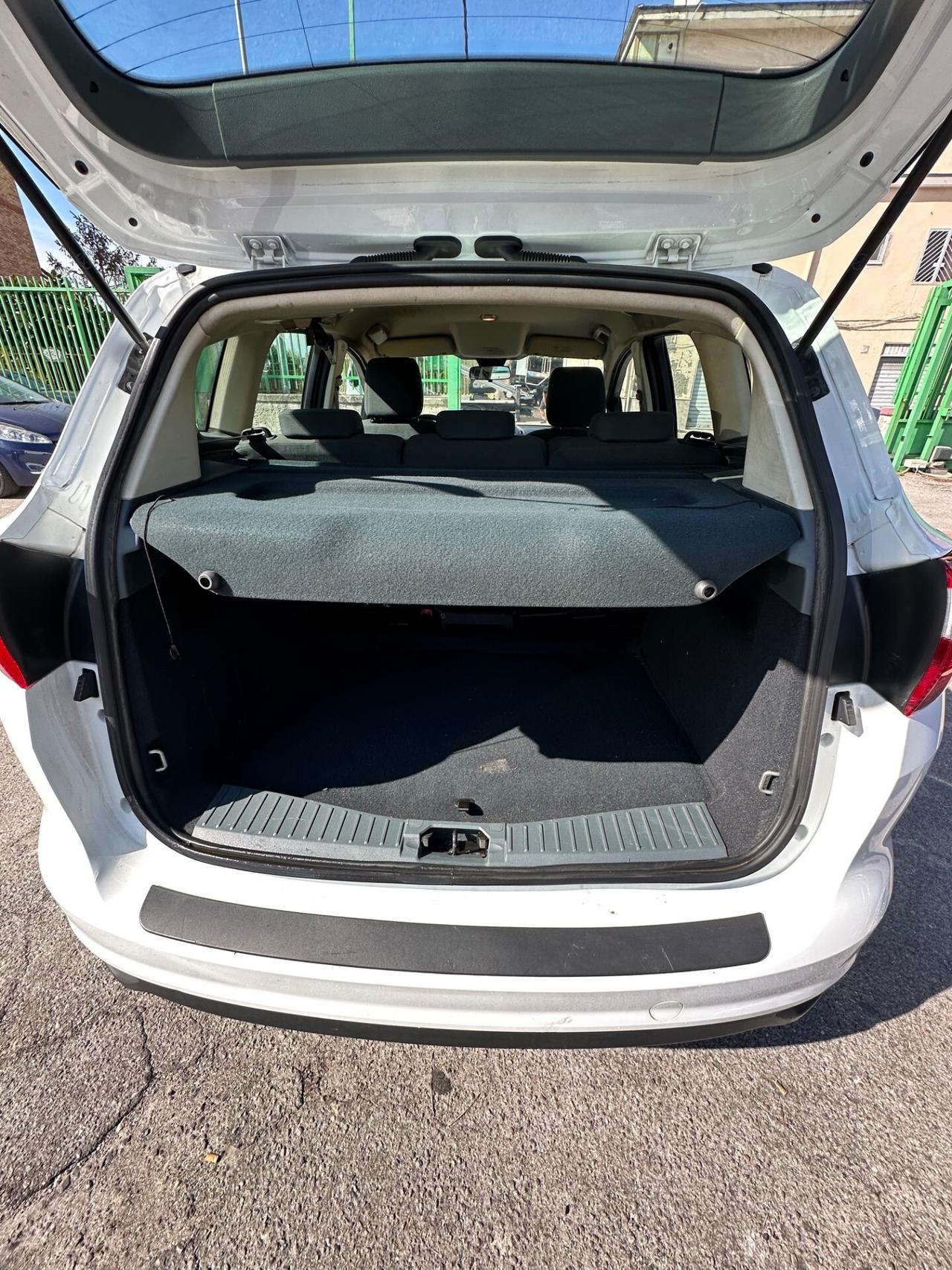 Ford C-Max 1.6 TDCi 95CV Titanium