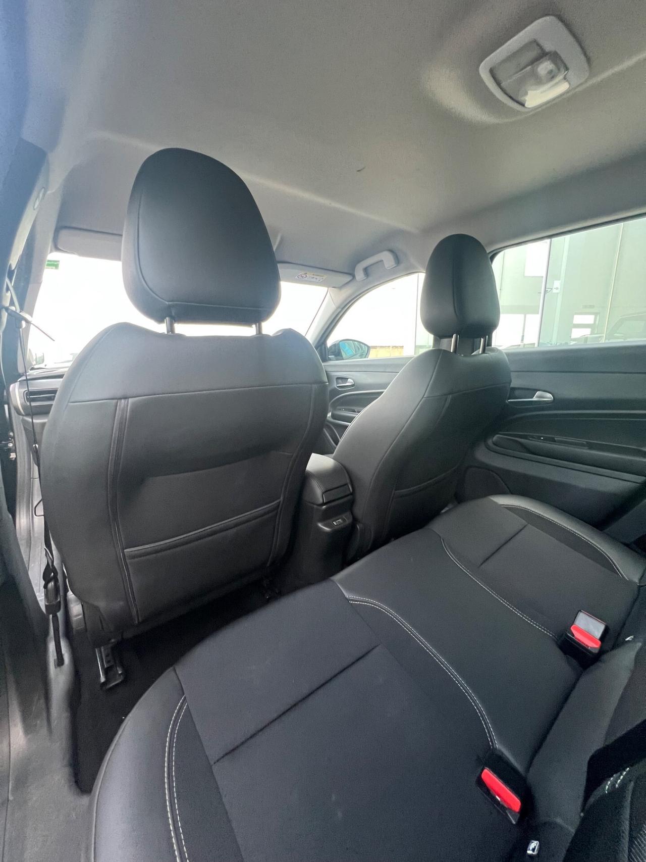 Jeep Avenger 1.2 Turbo 100 CV Altitude - possibilità noleggio no scoring