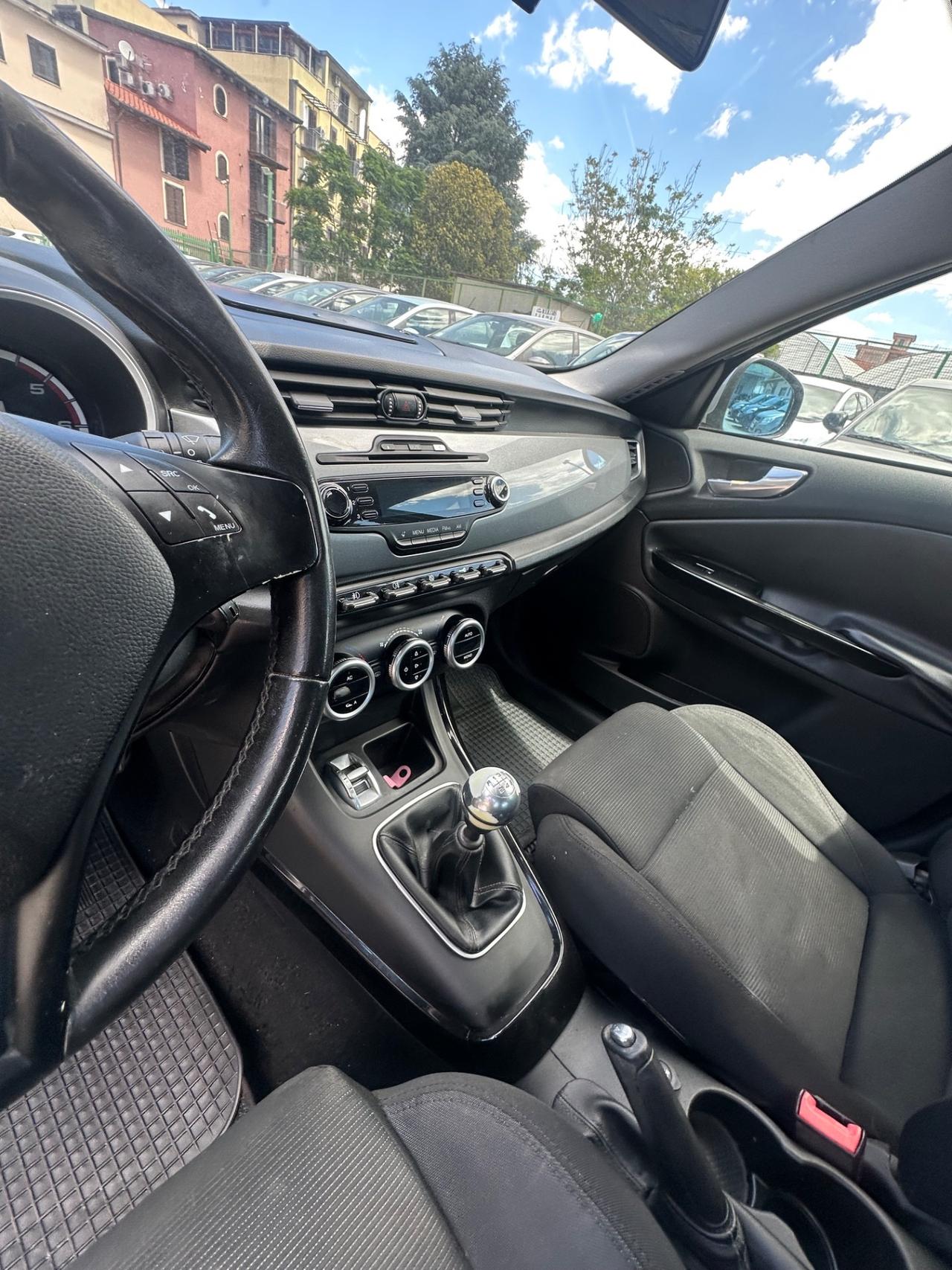 Alfa Romeo Giulietta 1.6 JTDm-2 105 CV Business