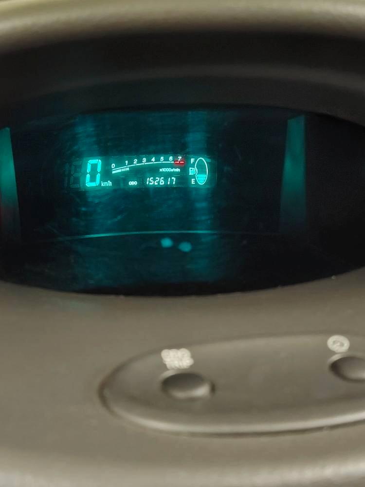 Toyota Yaris 1.0i 16V cat 5 porte Sol