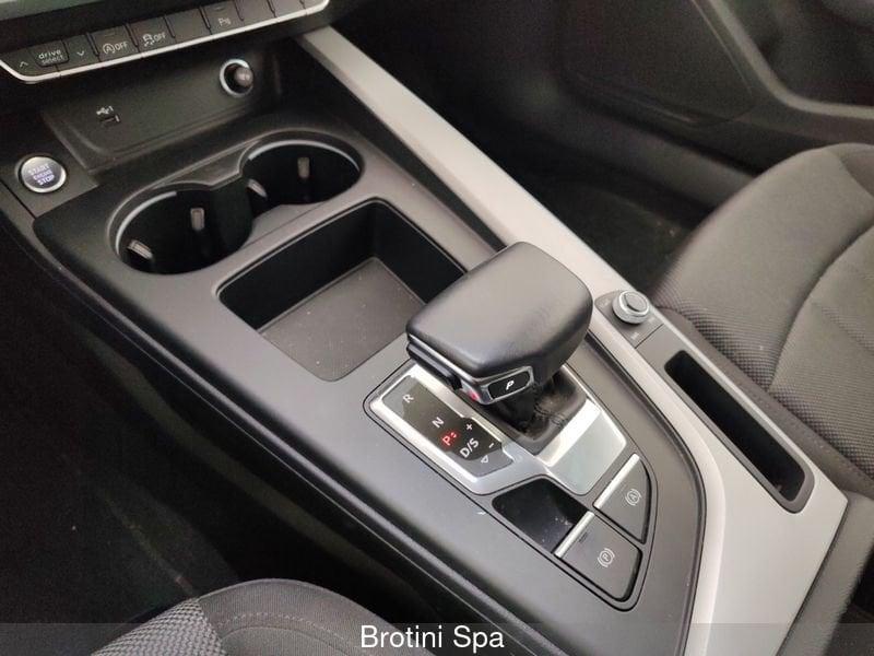 Audi A4 A4 Avant 30 TDI/136 CV S tronic Business Advanced