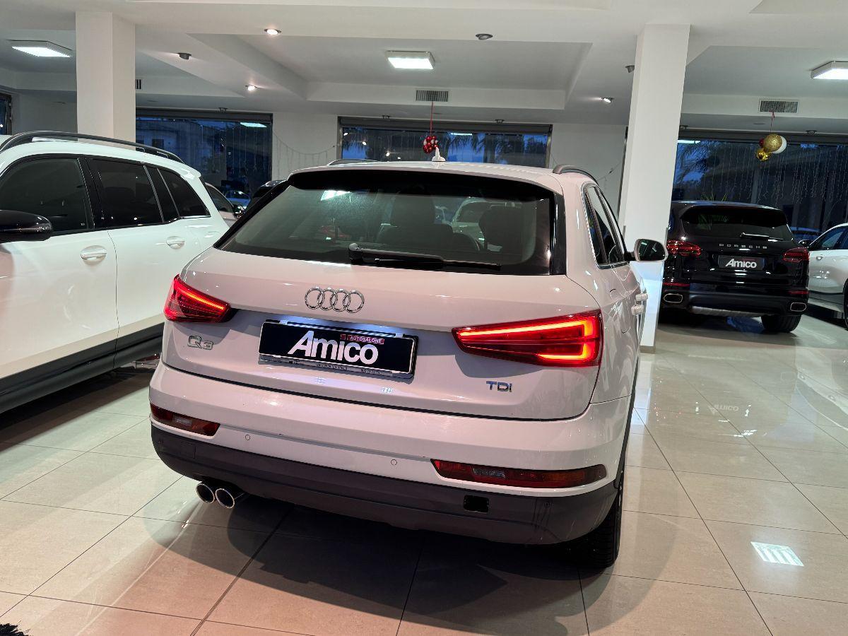 AUDI Q3 2.0 TDI 120CV S-tronic Sport