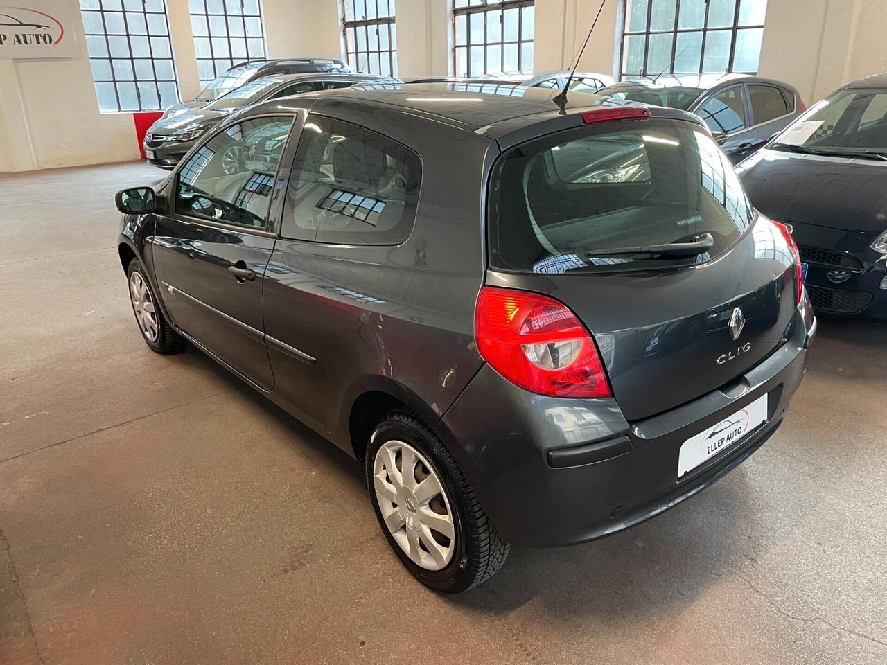 Renault Clio 1.2 16V 3 porte