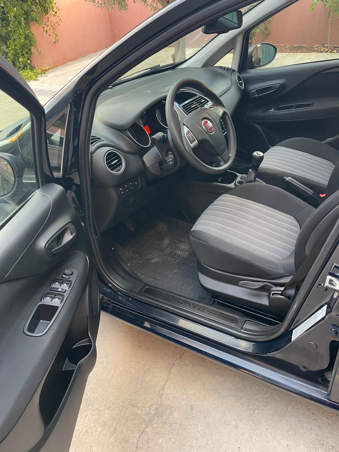 Fiat Punto 1.3 MJT II S&S 95 CV 5 porte Street