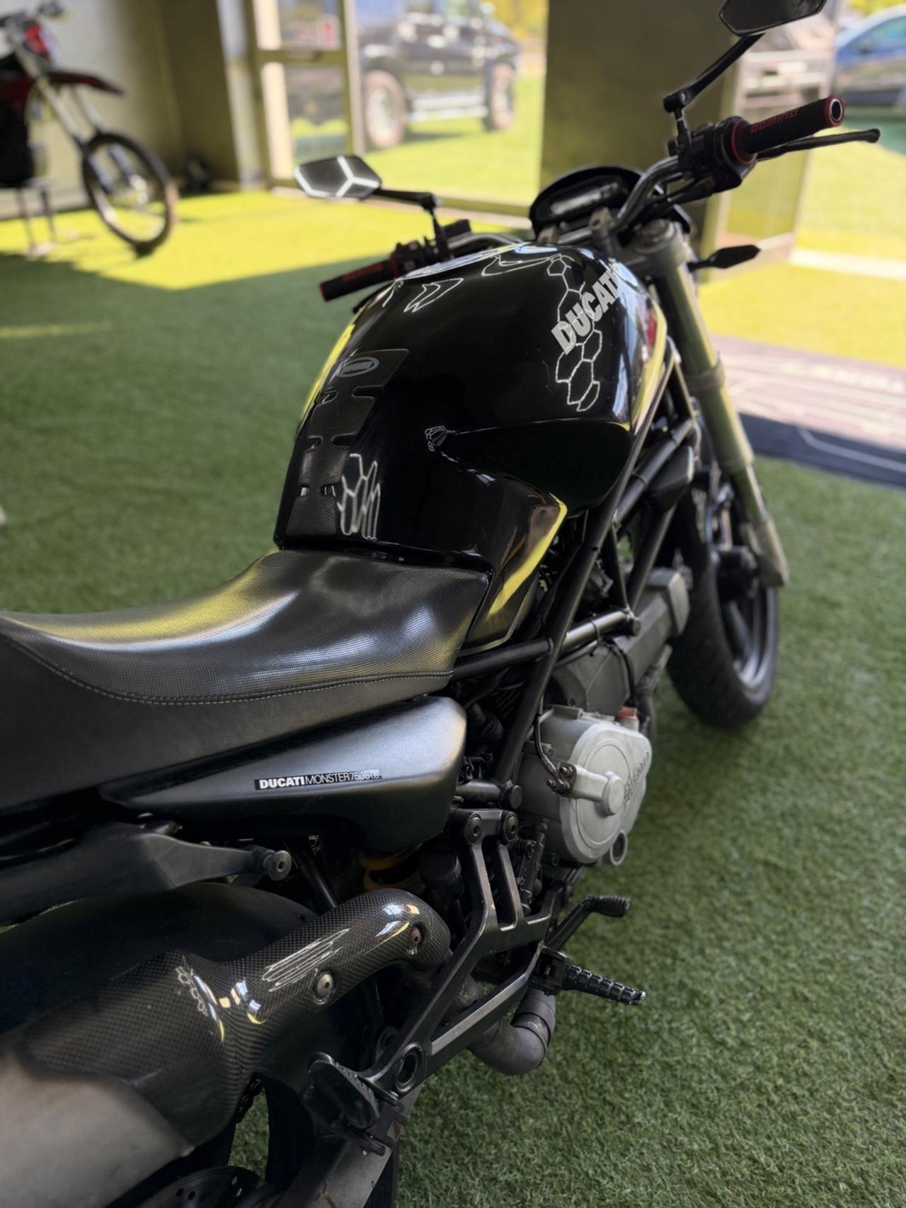 Ducati Monster 600 Iscritto ASI
