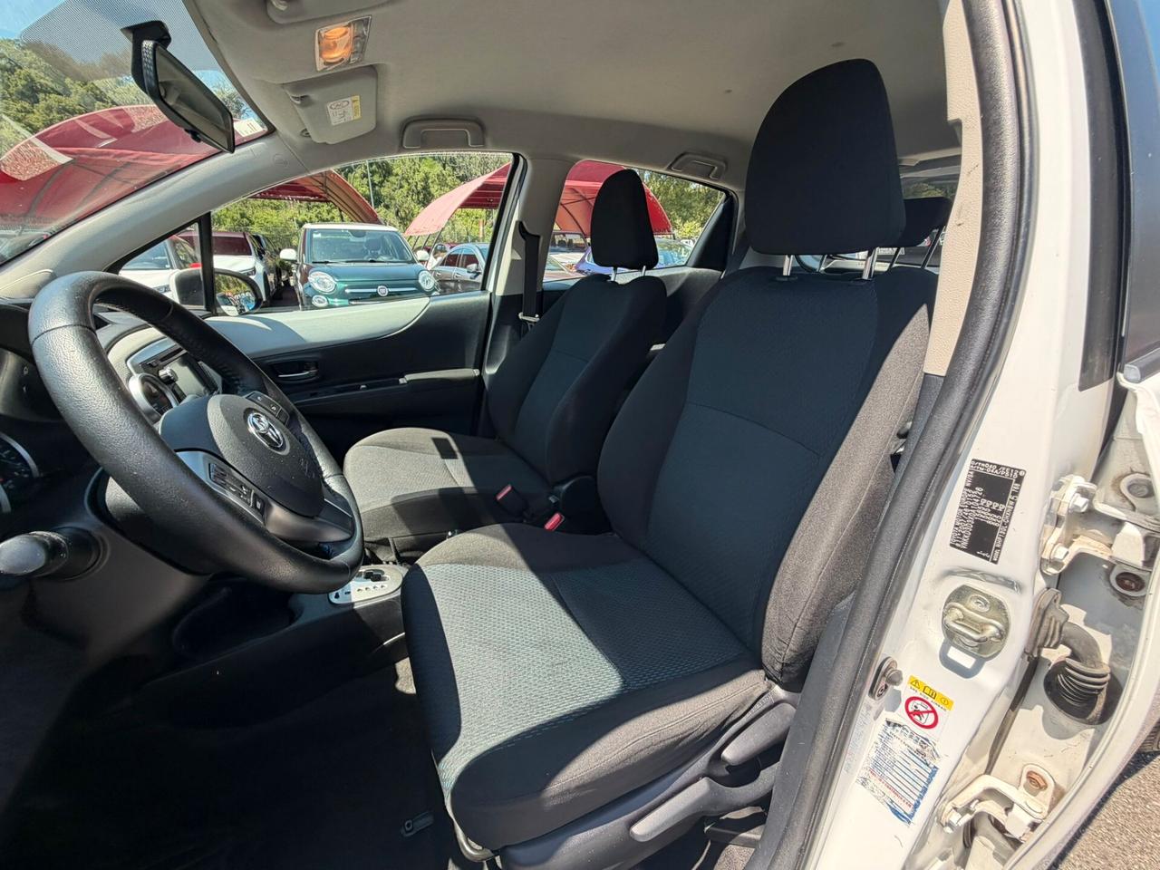 Toyota Yaris 1.5 Hybrid 5 porte Lounge