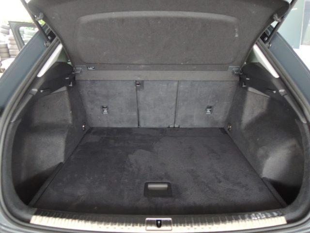 AUDI Q3 35 TDI S tronic Business Advanced