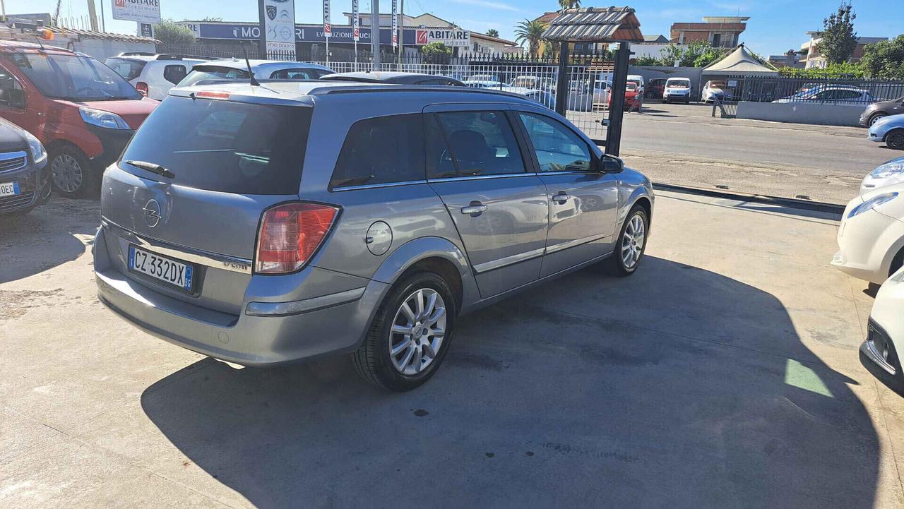 Opel Astra 1.7 CDTI 101CV Station Wagon Cosmo