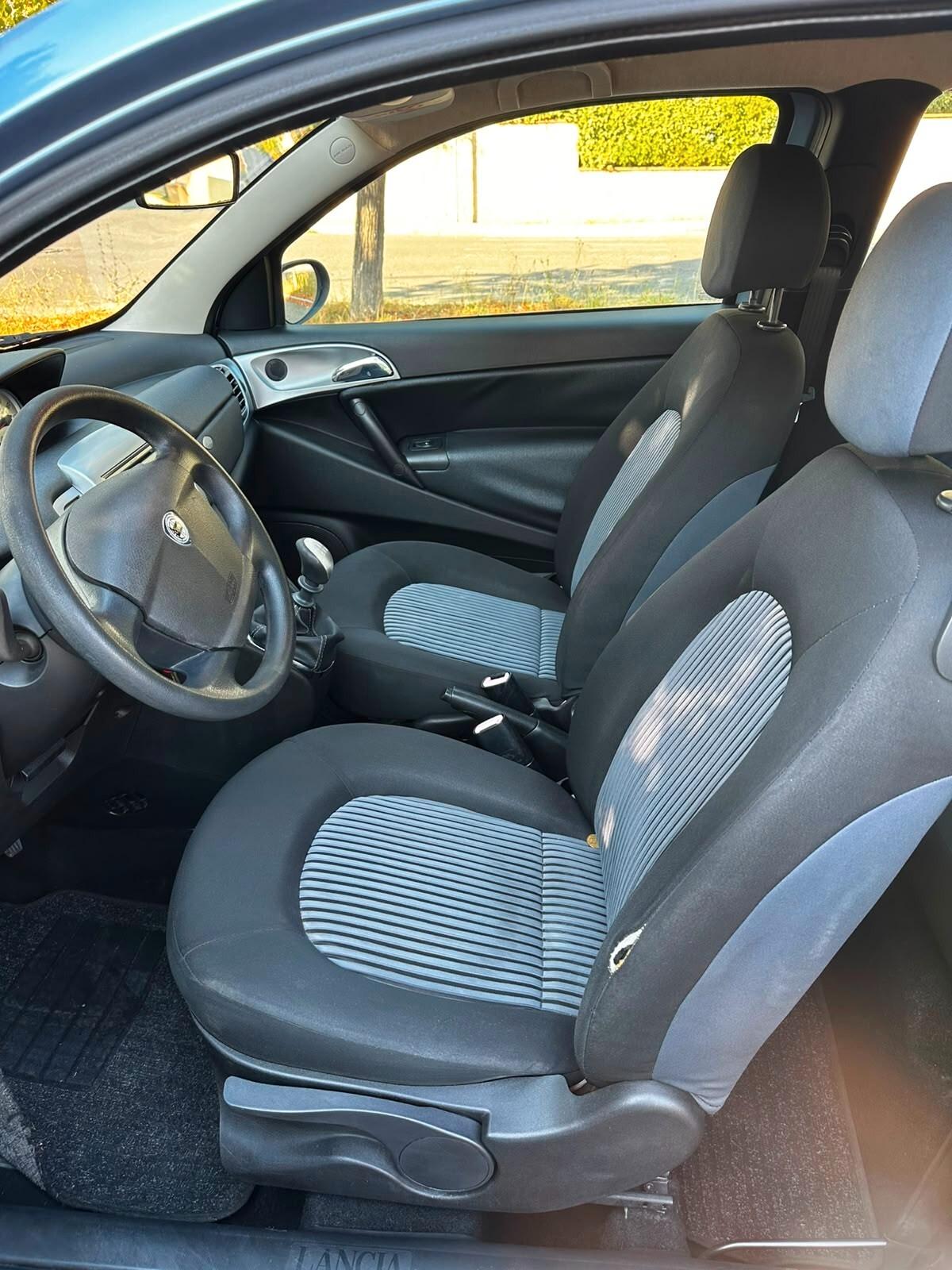 Lancia Ypsilon 1.2 SOLAMENTE 60.000 KM