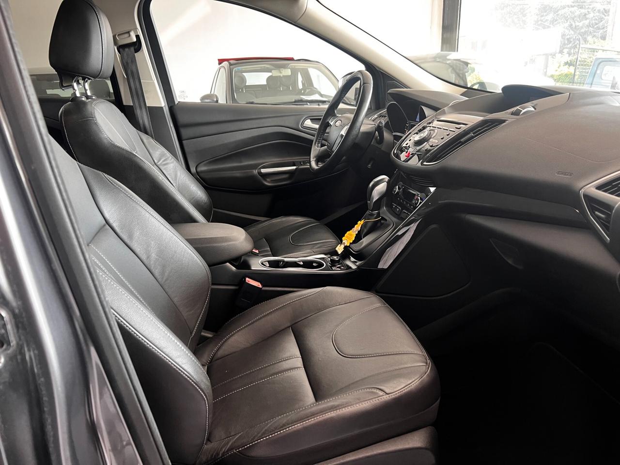 Ford Kuga 2.0 TDCI 163 CV 4WD Powershift Titanium