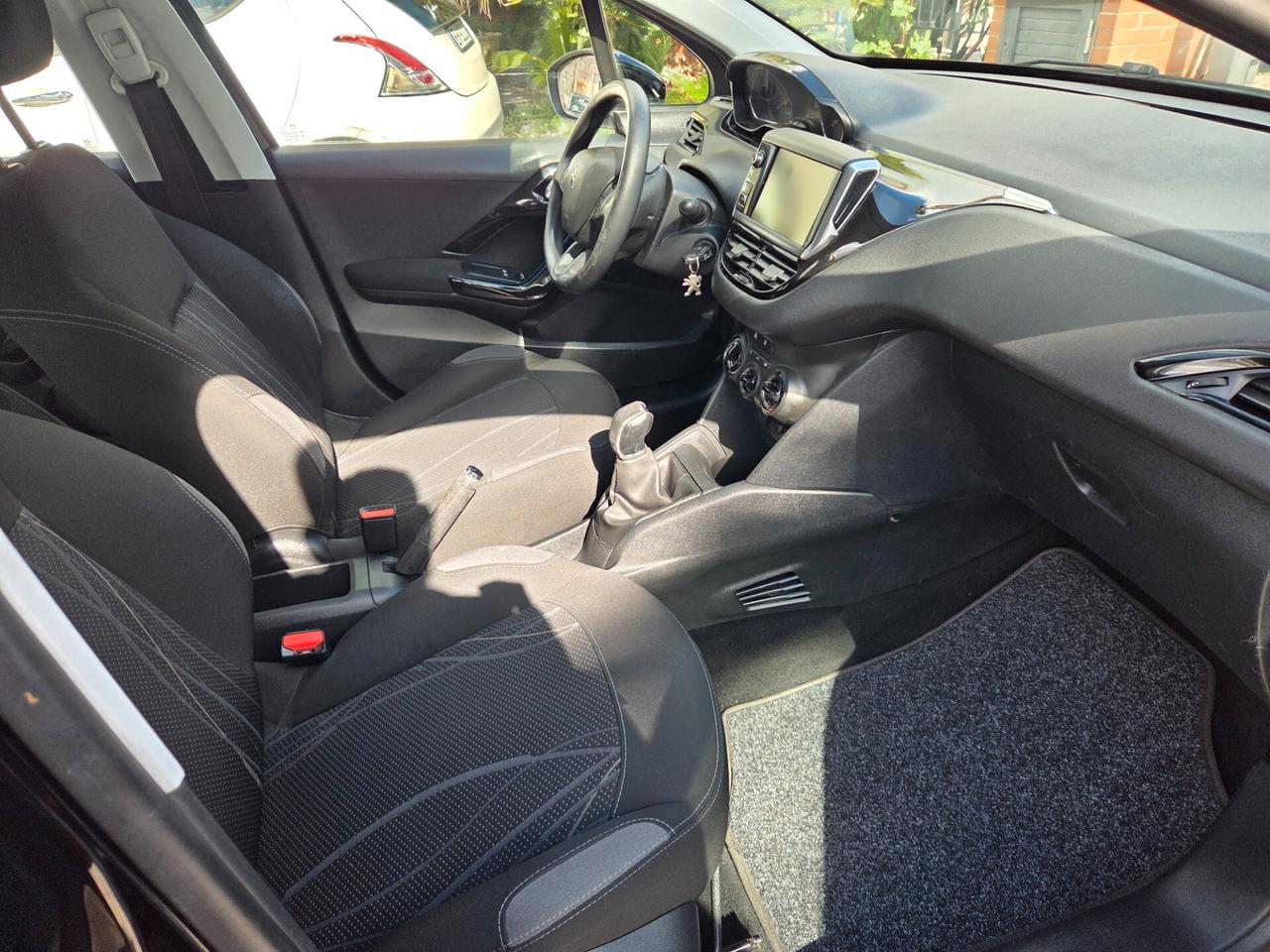 Peugeot 208 1.4 HDi 68 CV 5 porte Active