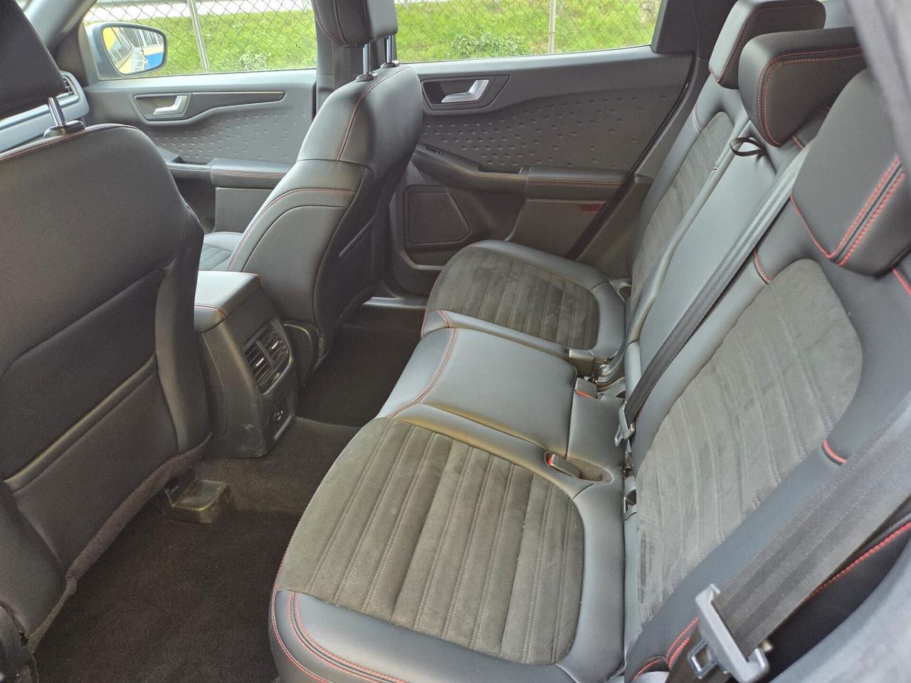 Ford Kuga Plug In Hybrid ST-Line X - 2021