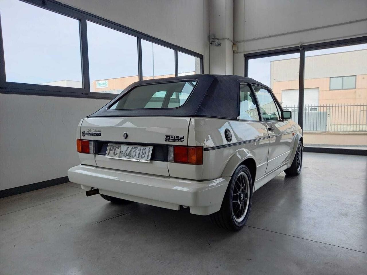 Golf Cabriolet 1800 i cat