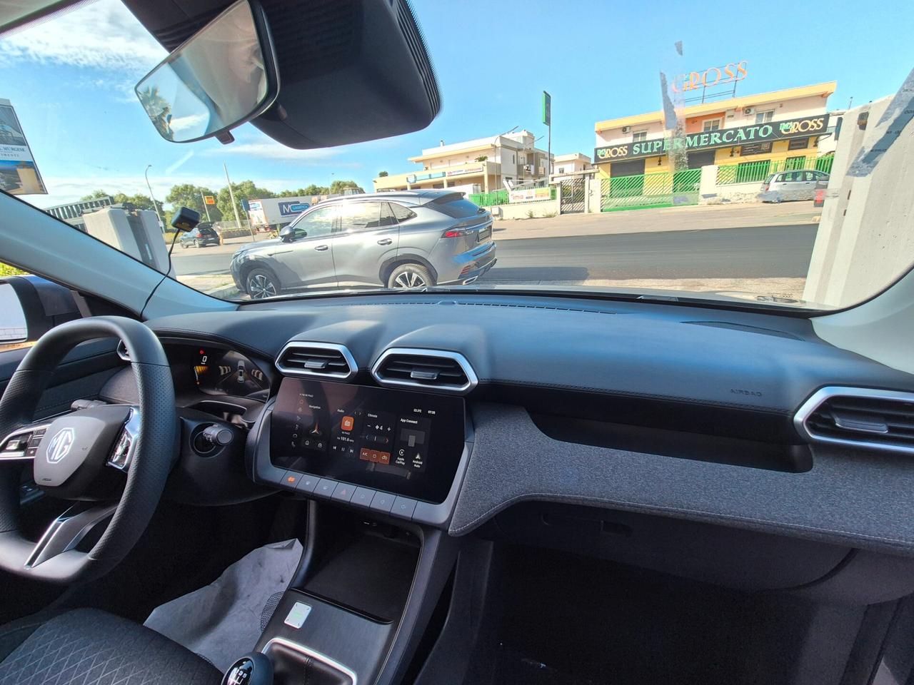 MG ZS 1.5 MT 2025 NUOVA STANDARD