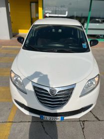 Lancia Ypsilon 1.2 69 CV 5 porte S&S Gold