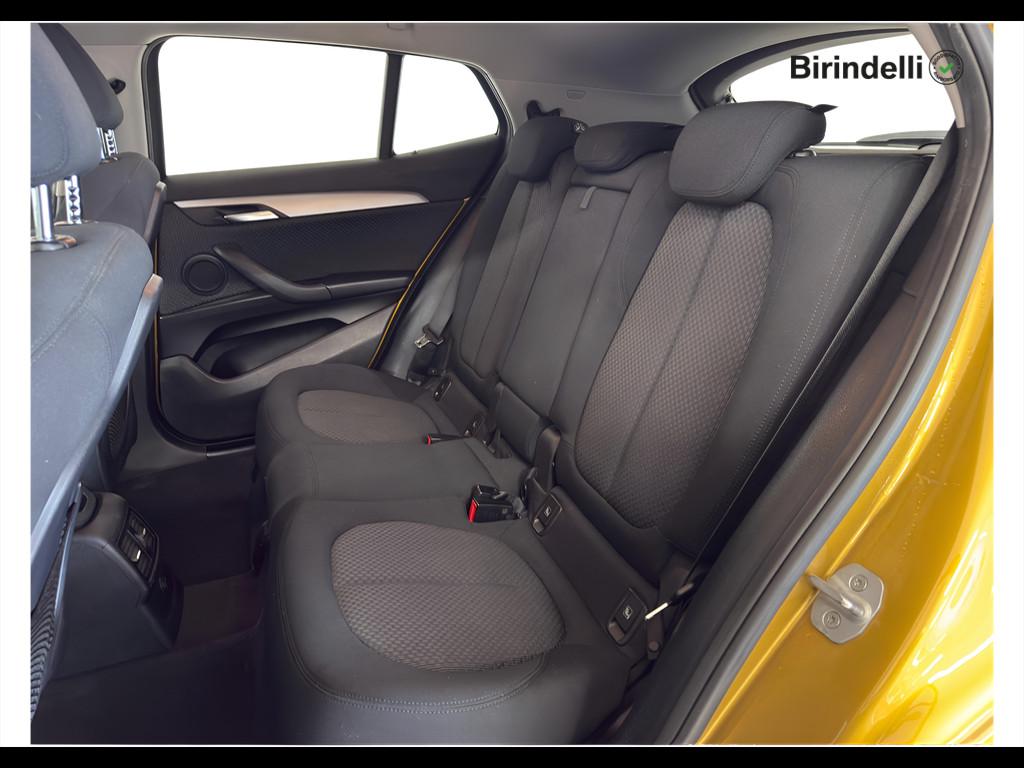 BMW X2 (F39) - X2 sDrive18d Business-X