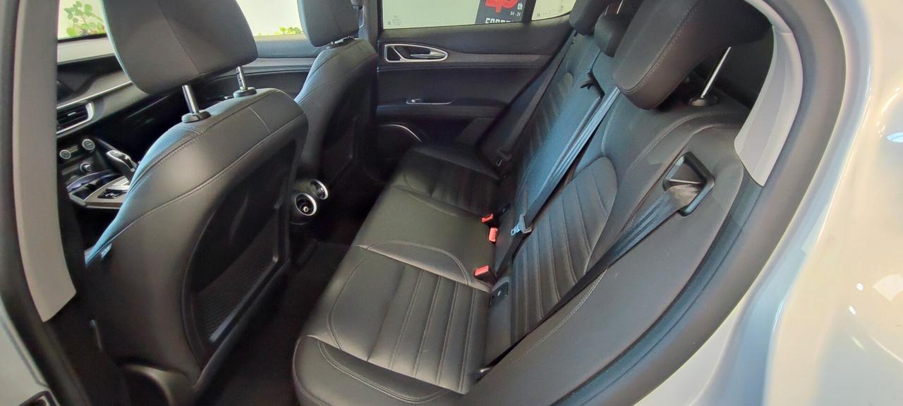 Alfa Romeo Stelvio 2.2 Turbodiesel 210 CV AT8 Q4 Veloce Tì