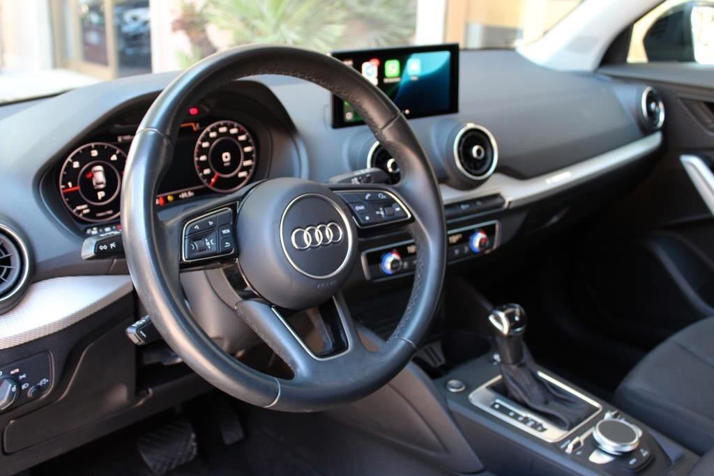 AUDI Q2 2.0 TDI s-tronic Admired *V. Cockpit