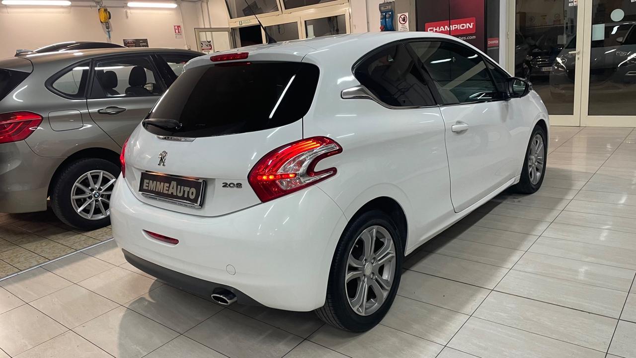 Peugeot 208 1.4 HDi 68 CV Allure GARANTITA