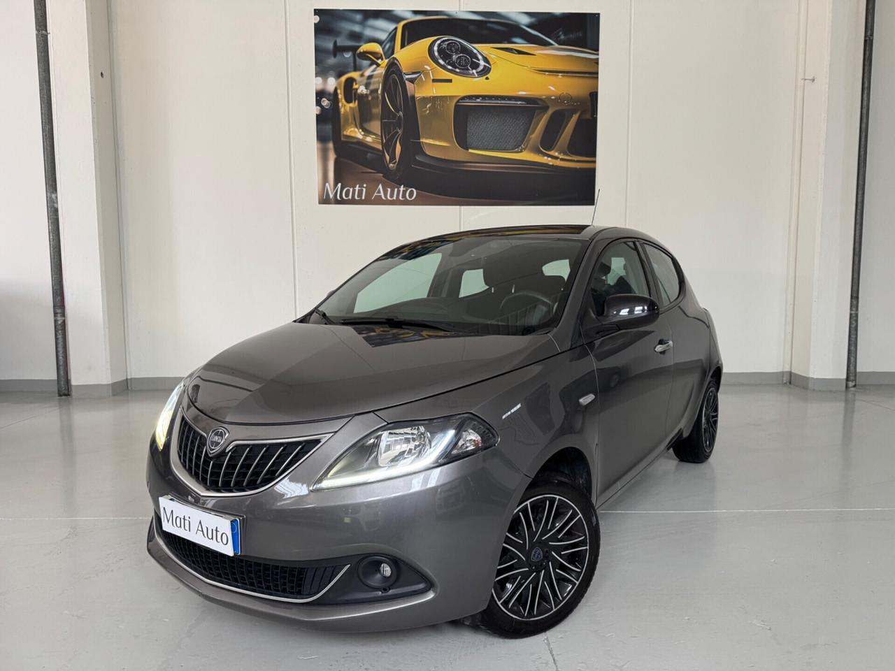 Lancia Ypsilon 1.0 FireFly 5 porte S&S Hybrid Gold