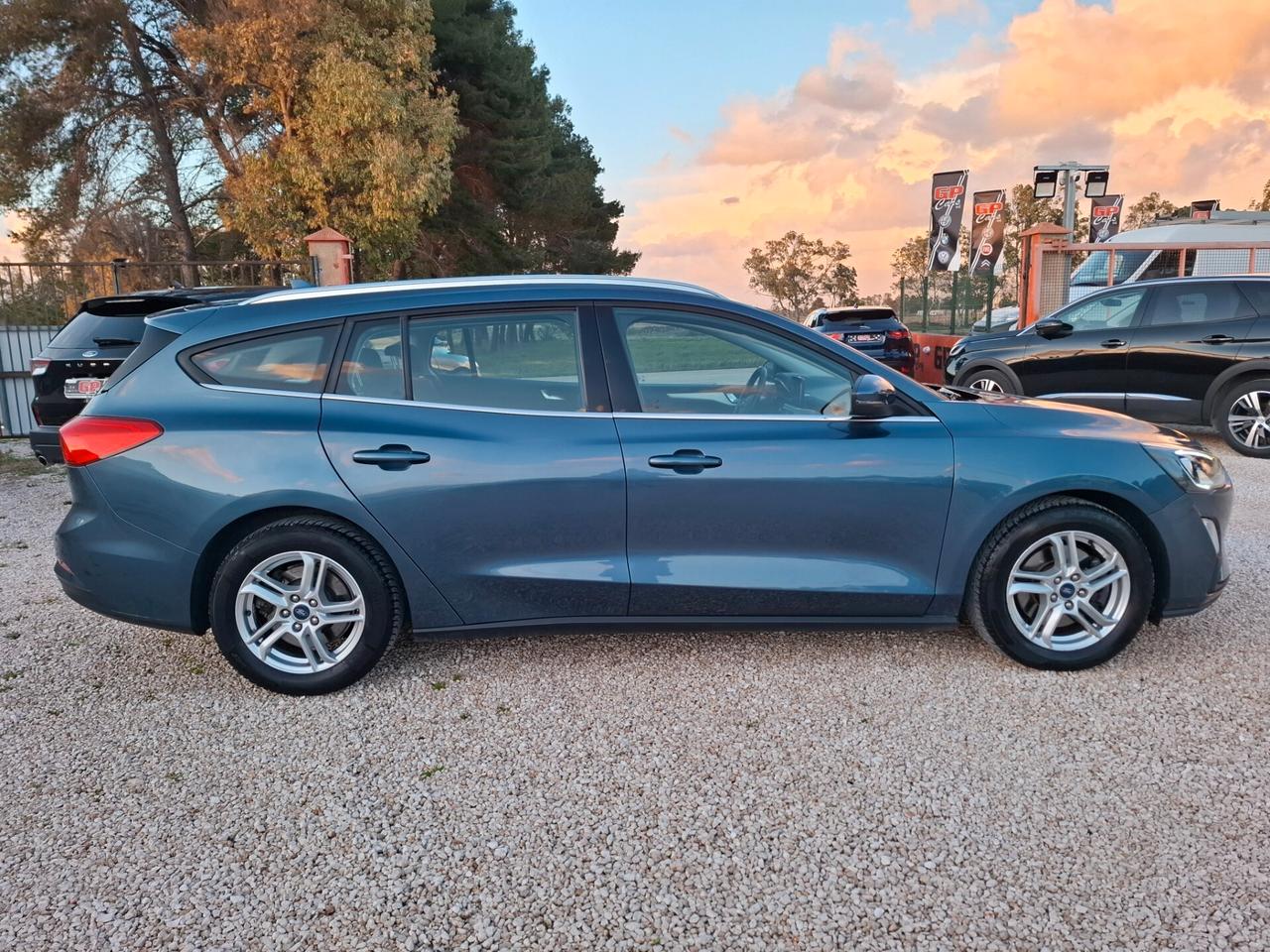 Ford Focus 1.5 TDCI 120cv SW *NAVY-LED-CAM*