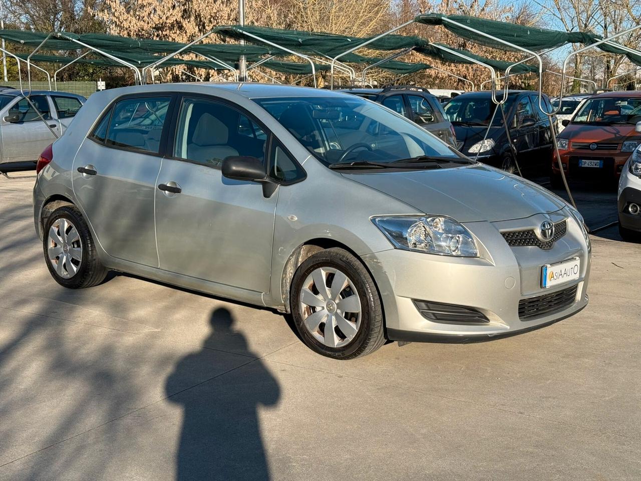 Toyota Auris 5p 1.4 Sol UNICO-PR 96.000 KM