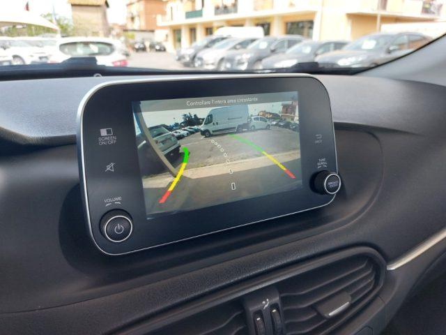 FIAT Tipo 1.4 5 porte Lounge Navig Retroc sensori cerchi 17