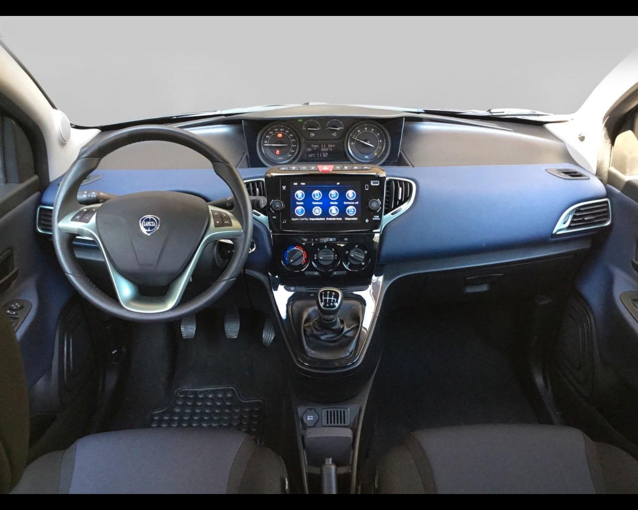 LANCIA Ypsilon III 2021 - Ypsilon 1.0 firefly hybrid Platino s&s 70cv