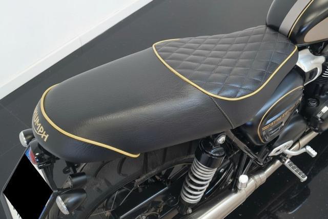 TRIUMPH Street Twin 900 GOLD LINE